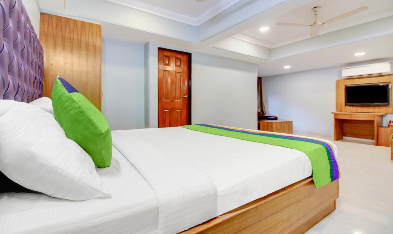 Treebo Cruz Royale Santacruz West Hotel Mumbai Kültér fotó